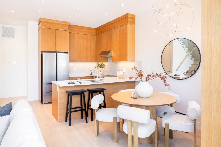 Photo 7 at 3 - 2995 Adanac Street, Renfrew VE, Vancouver East