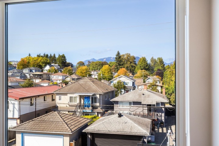 Photo 20 at 3 - 2995 Adanac Street, Renfrew VE, Vancouver East