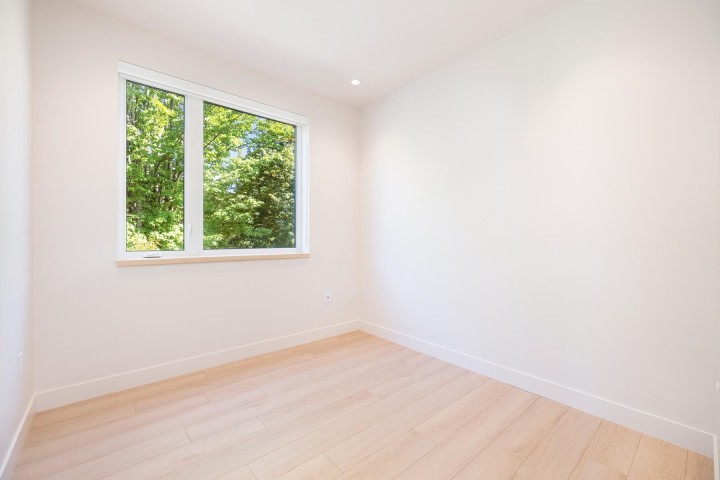 Photo 11 at 3 - 2995 Adanac Street, Renfrew VE, Vancouver East