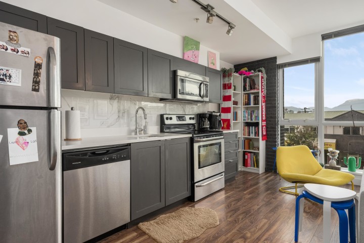 Photo 7 at 208 - 2511 Quebec Street, Mount Pleasant VE, Vancouver East