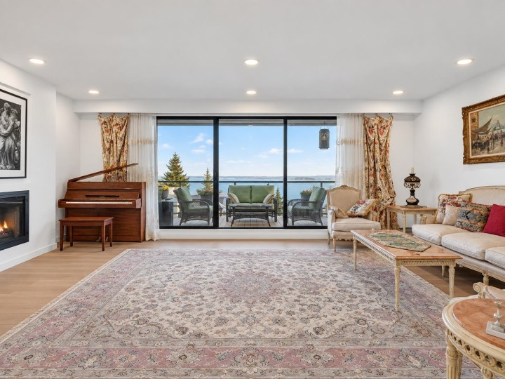 Photo 2 at 1 - 2206 Folkestone Way, Panorama Village, West Vancouver