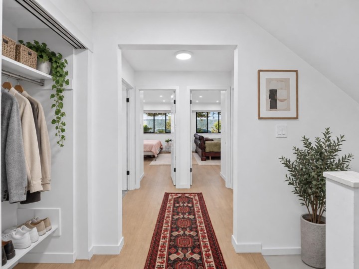 Photo 12 at 1 - 2206 Folkestone Way, Panorama Village, West Vancouver