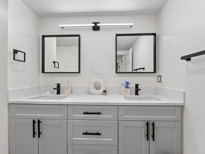 Photo 24 at 1 - 2206 Folkestone Way, Panorama Village, West Vancouver