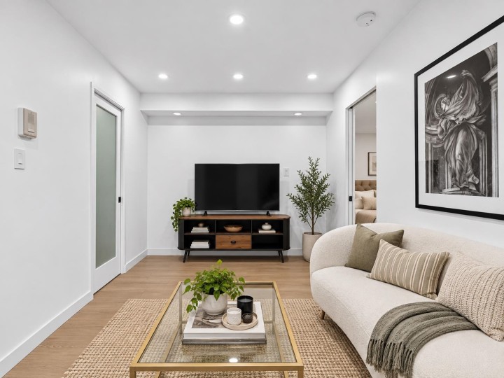 Photo 10 at 1 - 2206 Folkestone Way, Panorama Village, West Vancouver