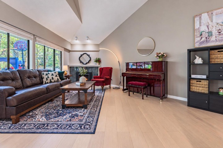 Photo 6 at 4739 Woodgreen Drive, Cypress Park Estates, West Vancouver