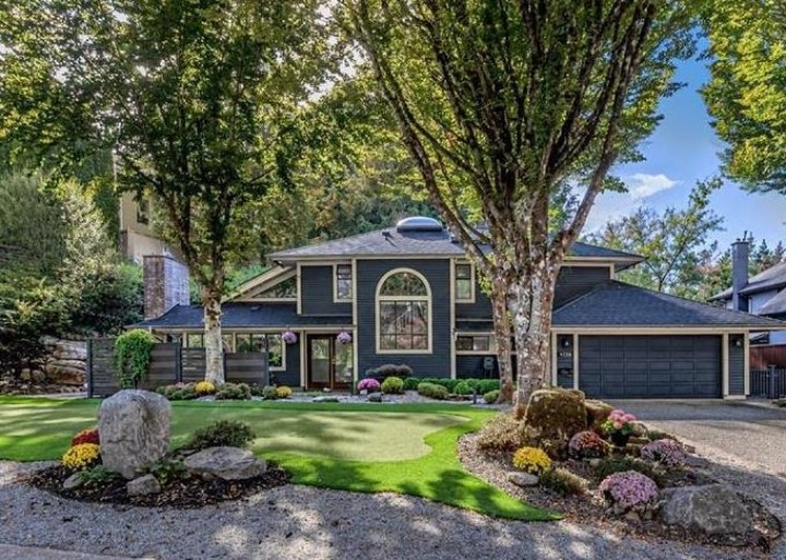 Photo 1 at 4739 Woodgreen Drive, Cypress Park Estates, West Vancouver