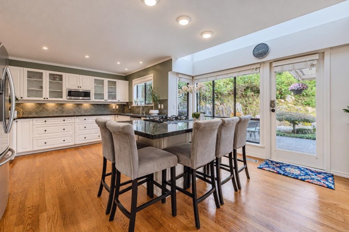 Photo 10 at 4739 Woodgreen Drive, Cypress Park Estates, West Vancouver