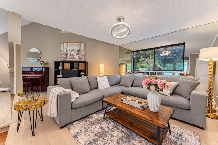 Photo 4 at 4739 Woodgreen Drive, Cypress Park Estates, West Vancouver