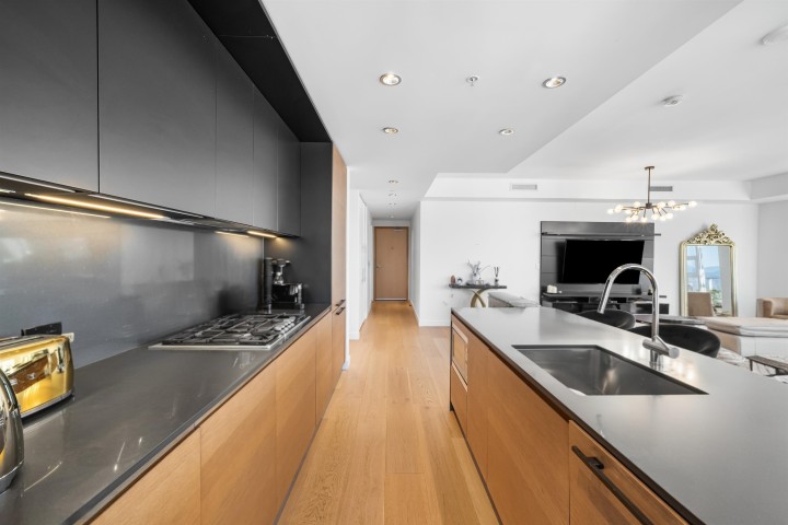 Photo 9 at 5602 - 1289 Hornby Street, Downtown VW, Vancouver West