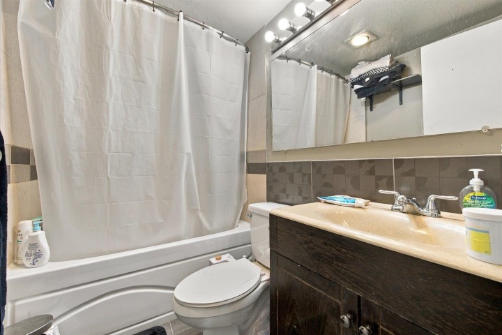 Photo 13 at 107 - 830 E 7th Avenue, Mount Pleasant VE, Vancouver East