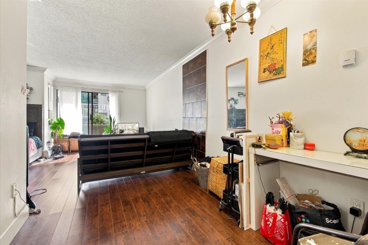 Photo 3 at 107 - 830 E 7th Avenue, Mount Pleasant VE, Vancouver East