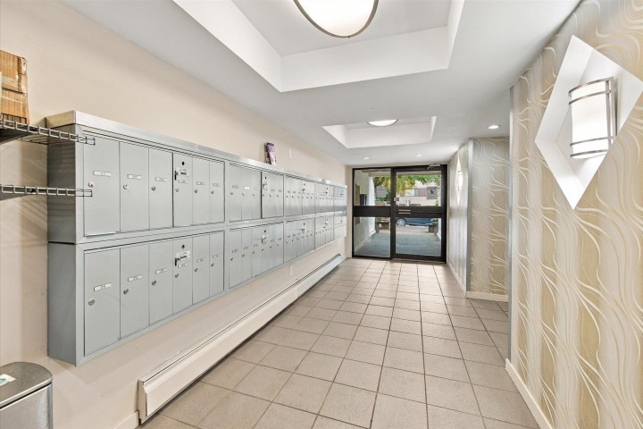 Photo 21 at 107 - 830 E 7th Avenue, Mount Pleasant VE, Vancouver East