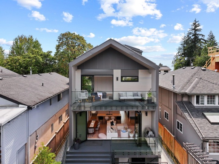 Photo 2 at 2987 W 40th Avenue, Kerrisdale, Vancouver West