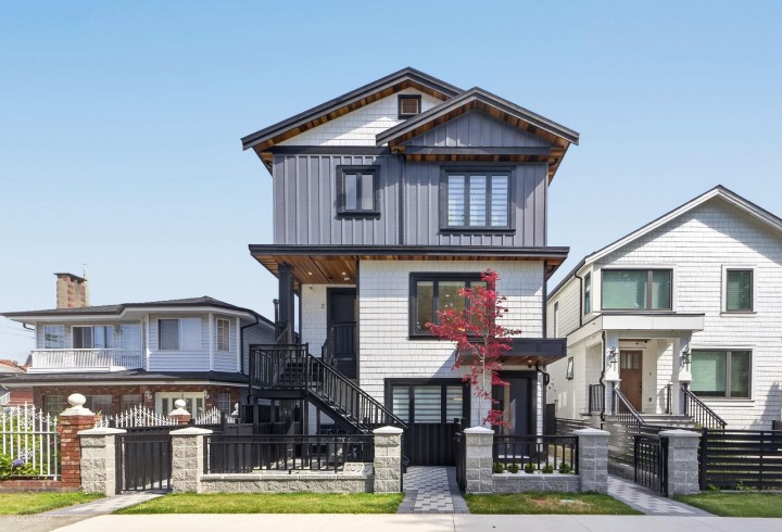 Photo 2 at 3 - 2035 E 51st Avenue, Killarney VE, Vancouver East
