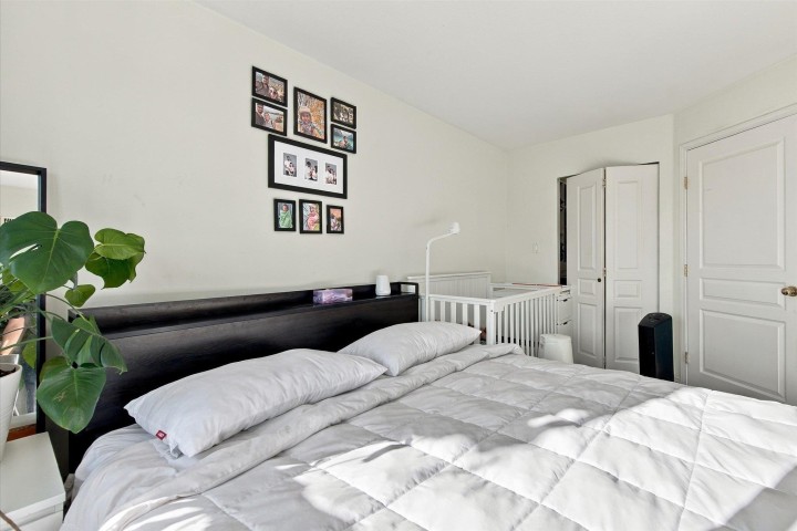 Photo 13 at 323 - 760 Kingsway, Fraser VE, Vancouver East