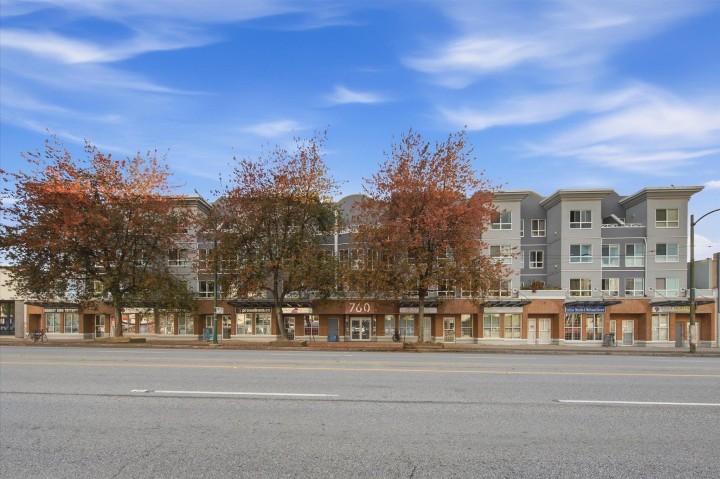 Photo 20 at 323 - 760 Kingsway, Fraser VE, Vancouver East