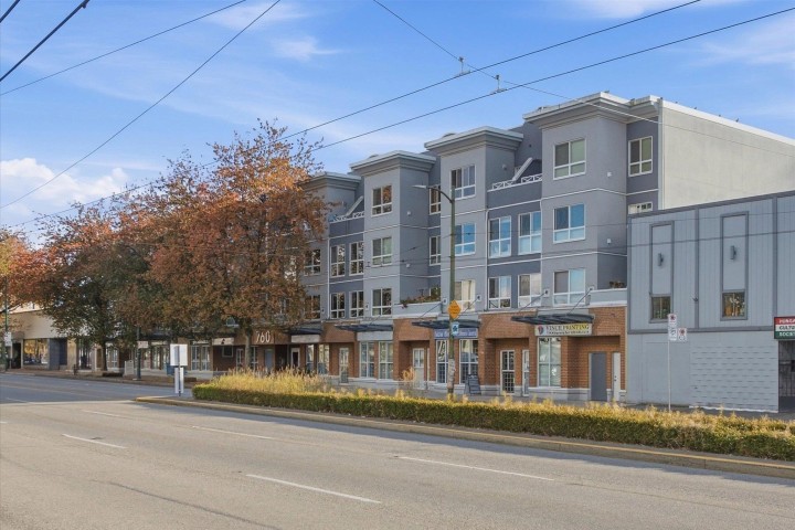 Photo 18 at 323 - 760 Kingsway, Fraser VE, Vancouver East