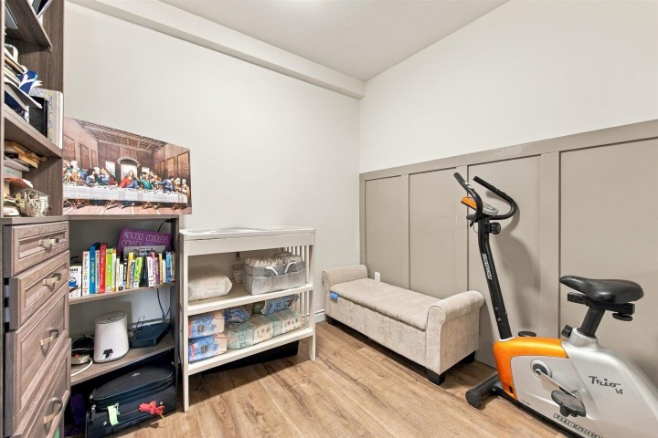 Photo 15 at 323 - 760 Kingsway, Fraser VE, Vancouver East