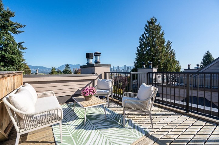 Photo 2 at 315 - 1922 W 7th Avenue, Kitsilano, Vancouver West