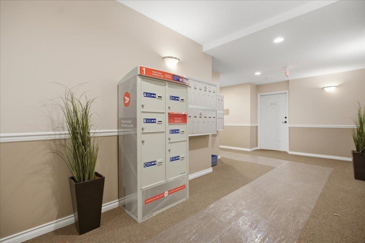 Photo 27 at 404 - 1723 Frances Street, Hastings, Vancouver East