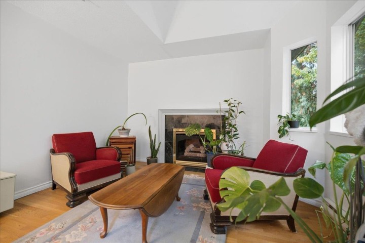 Photo 7 at 404 - 1723 Frances Street, Hastings, Vancouver East