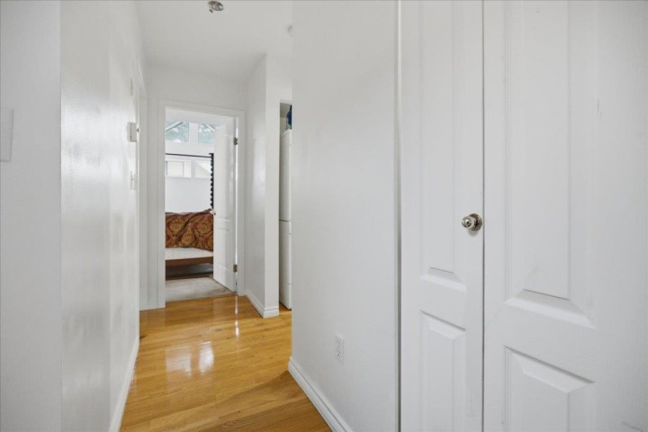 Photo 19 at 404 - 1723 Frances Street, Hastings, Vancouver East