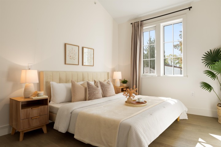 Photo 12 at 4 - 1311 W 57th Avenue, South Granville, Vancouver West