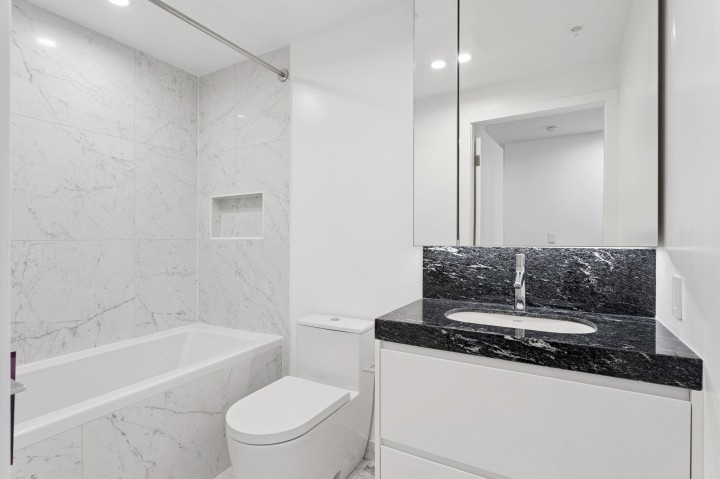 Photo 27 at 101 - 3668 W 10th Avenue, Kitsilano, Vancouver West