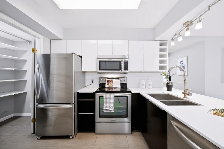 Photo 6 at 2506 - 950 Cambie Street, Yaletown, Vancouver West