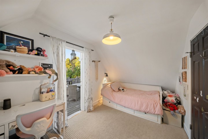 Photo 16 at 929 E 30th Avenue, Fraser VE, Vancouver East