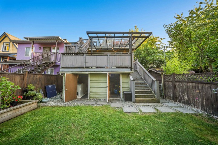 Photo 26 at 929 E 30th Avenue, Fraser VE, Vancouver East