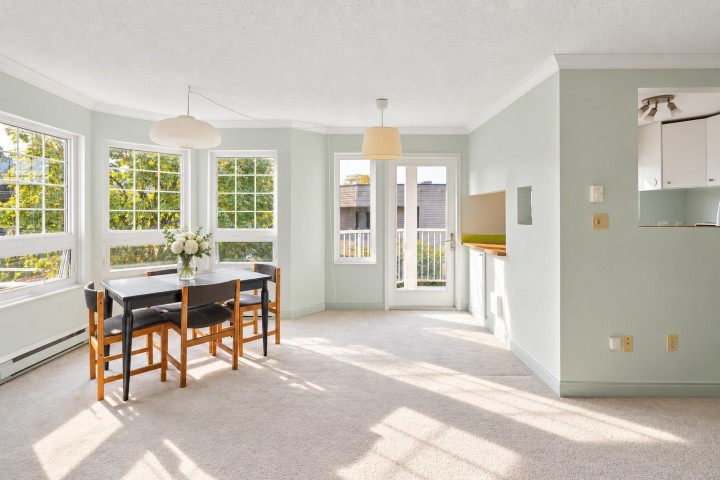 Photo 3 at 304 - 8772 Sw Marine Drive, Marpole, Vancouver West