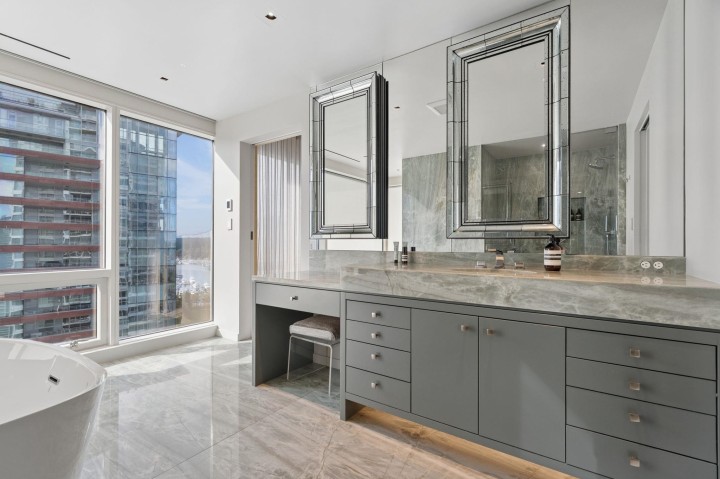 Photo 23 at 1701 - 1139 W Cordova Street, Coal Harbour, Vancouver West