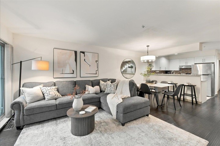 Photo 7 at 8416 Millstone Street, Champlain Heights, Vancouver East