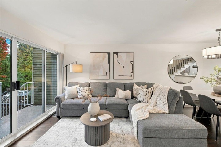 Photo 5 at 8416 Millstone Street, Champlain Heights, Vancouver East