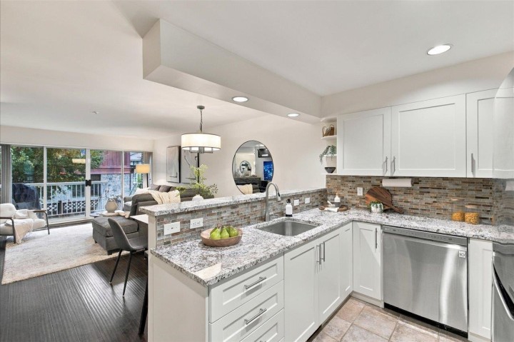Photo 14 at 8416 Millstone Street, Champlain Heights, Vancouver East