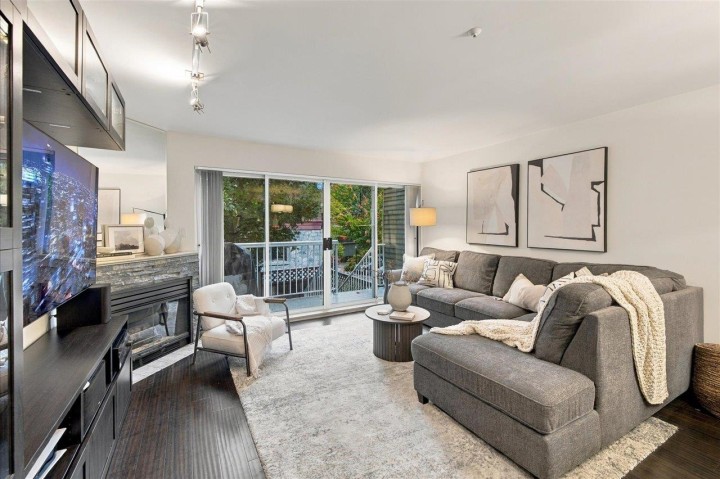 Photo 4 at 8416 Millstone Street, Champlain Heights, Vancouver East