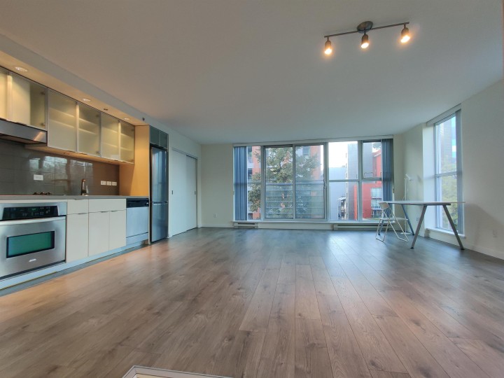 Photo 2 at 511 - 168 Powell Street, Downtown VE, Vancouver East
