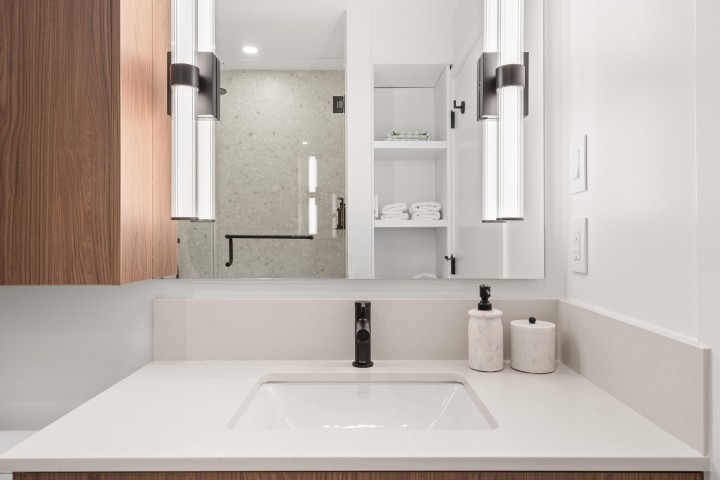 Photo 28 at 1 - 2240 E 40th Avenue, Victoria VE, Vancouver East