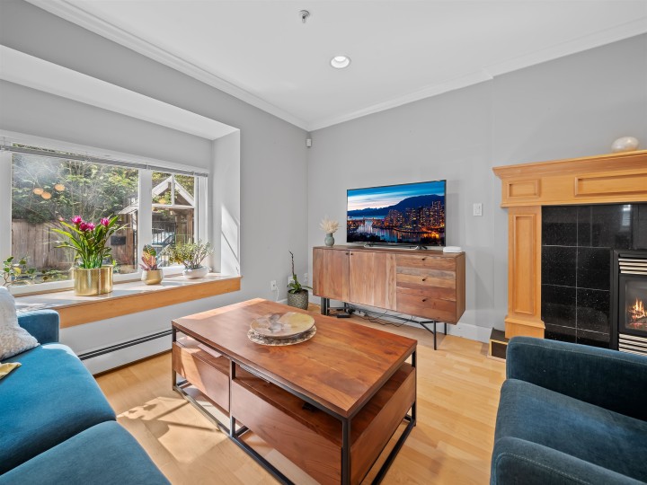 Photo 6 at 533 E 8th Avenue, Mount Pleasant VE, Vancouver East
