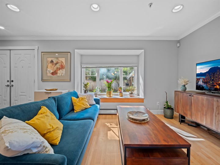 Photo 7 at 533 E 8th Avenue, Mount Pleasant VE, Vancouver East