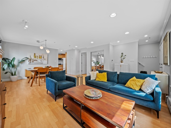 Photo 9 at 533 E 8th Avenue, Mount Pleasant VE, Vancouver East