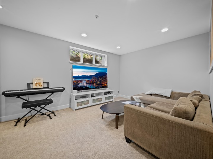 Photo 18 at 533 E 8th Avenue, Mount Pleasant VE, Vancouver East