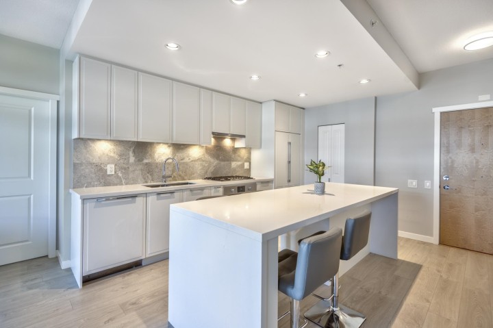 Photo 2 at 409 - 3188 Riverwalk Avenue, South Marine, Vancouver East