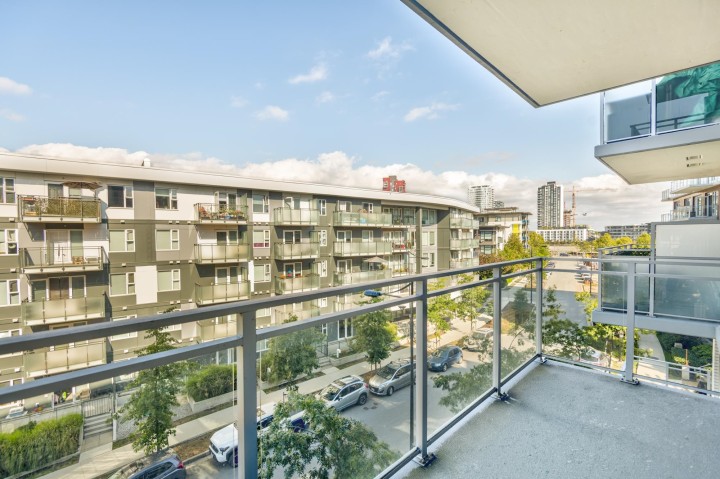 Photo 12 at 409 - 3188 Riverwalk Avenue, South Marine, Vancouver East
