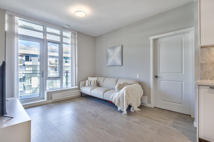 Photo 7 at 409 - 3188 Riverwalk Avenue, South Marine, Vancouver East