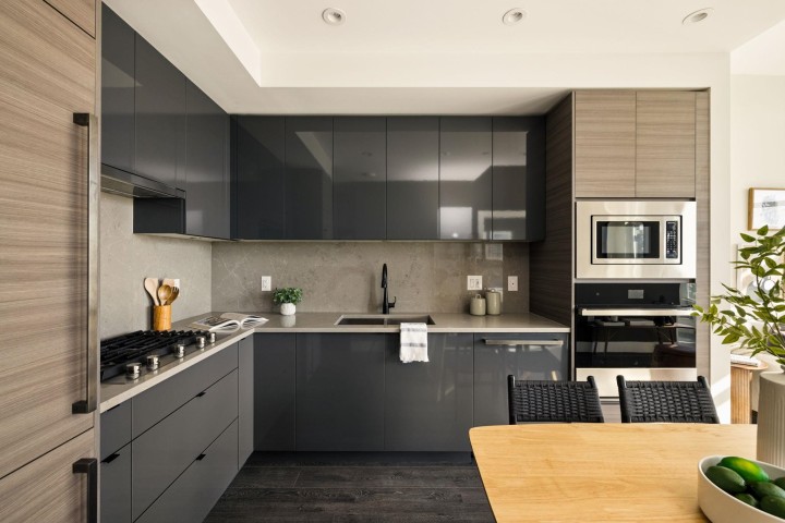 Photo 16 at 407 - 3438 Sawmill Crescent, South Marine, Vancouver East