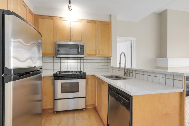 Photo 10 at 1416 - 4655 Valley Drive, Quilchena, Vancouver West