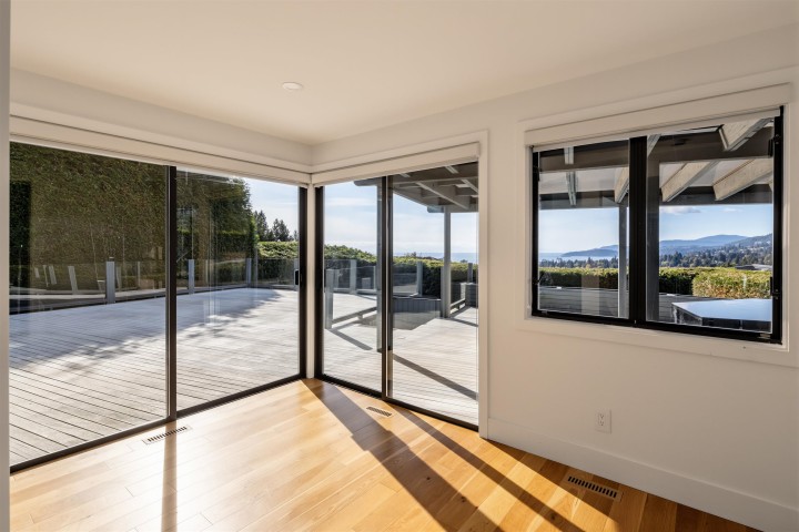 Photo 27 at 975 Aubeneau Crescent, Sentinel Hill, West Vancouver