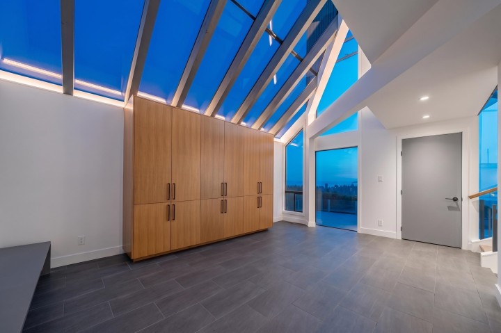 Photo 30 at 975 Aubeneau Crescent, Sentinel Hill, West Vancouver